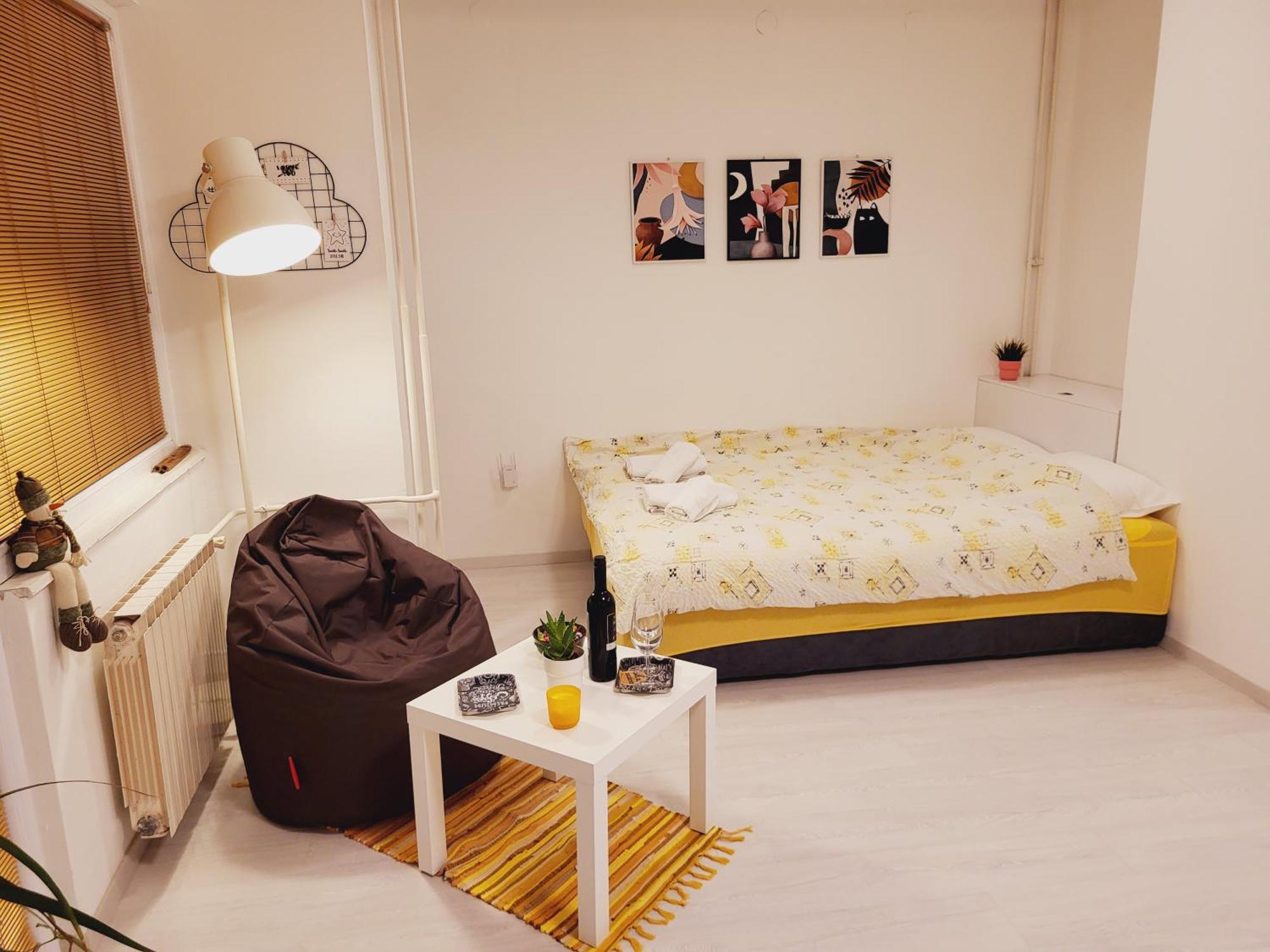 City Center White Apartment! Skopie Exterior foto