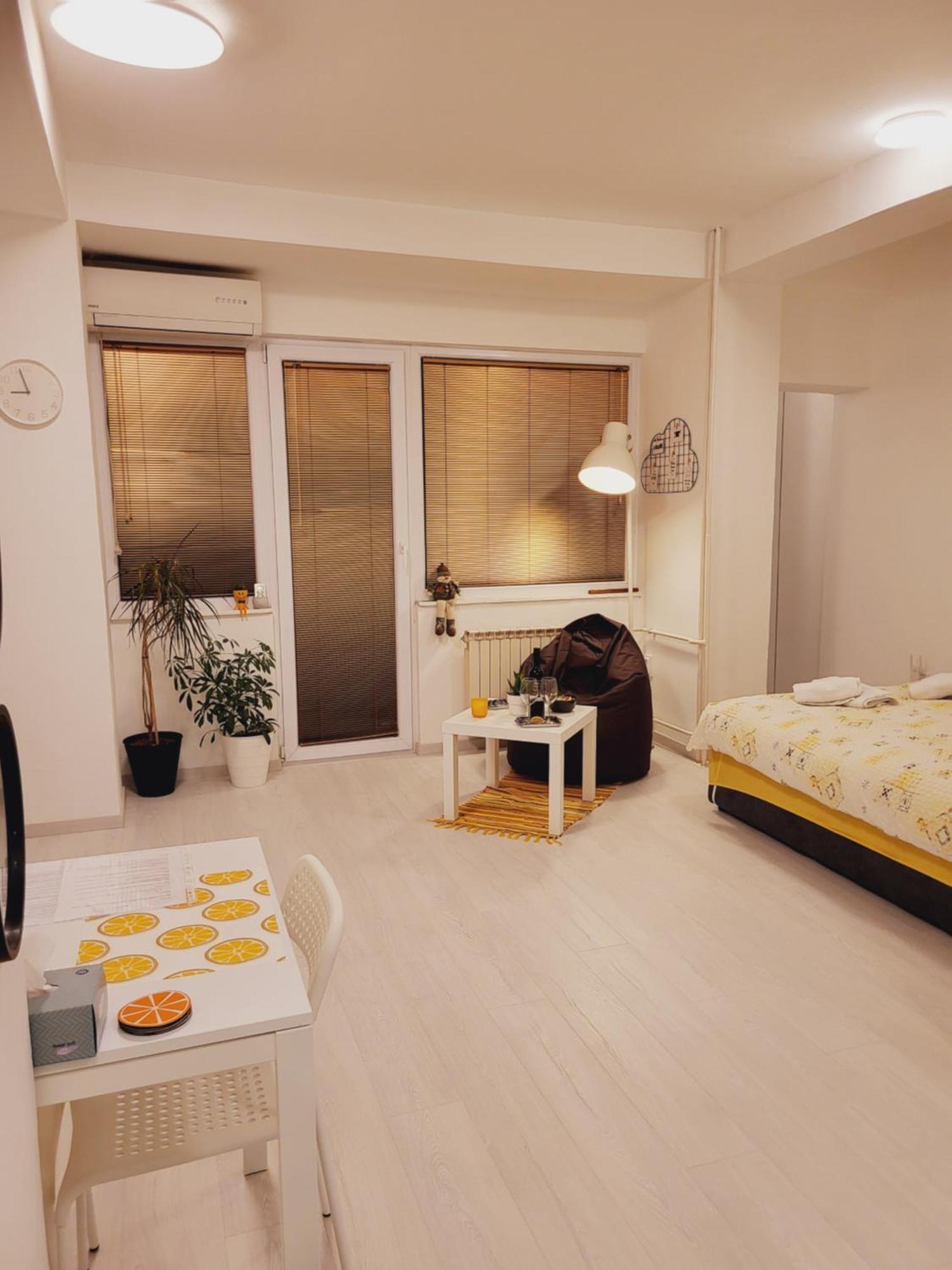 City Center White Apartment! Skopie Exterior foto
